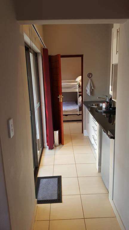 Casa Bianca Guest Lodge Hartbeespoort Room photo