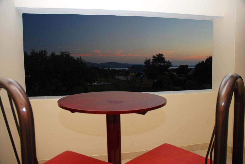 Casa Bianca Guest Lodge Hartbeespoort Room photo